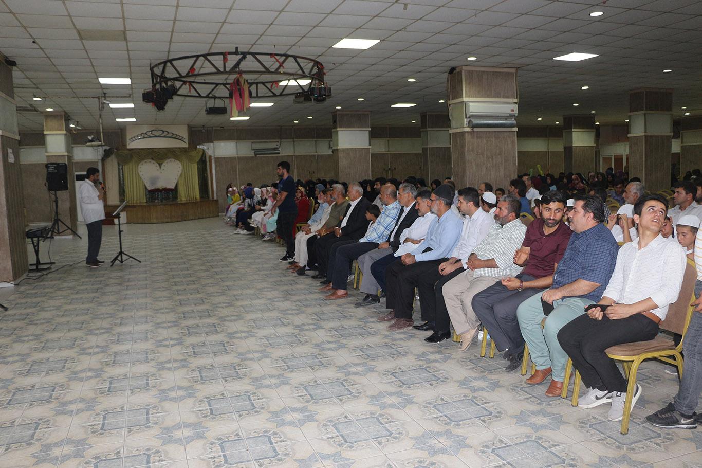 Mardin'in Kızıltepe ilçesinde düzenlenen “Hayat Namazla Güzeldir” programı düzenlendi. 